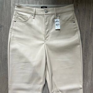 Express Cream Leather Straight Classic Style